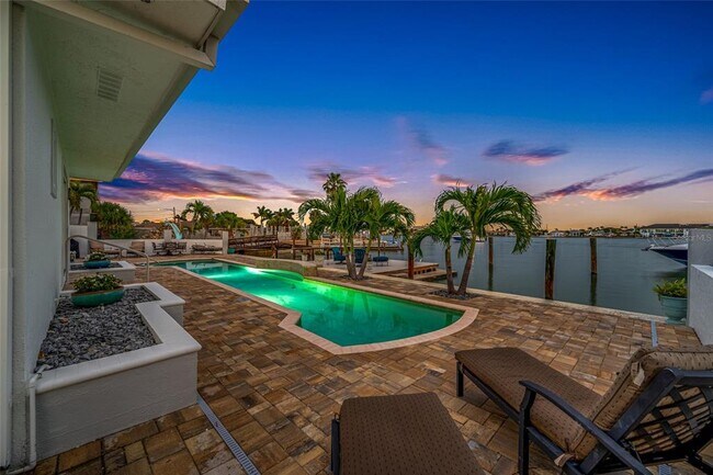 Building Photo - 540 59th Ave