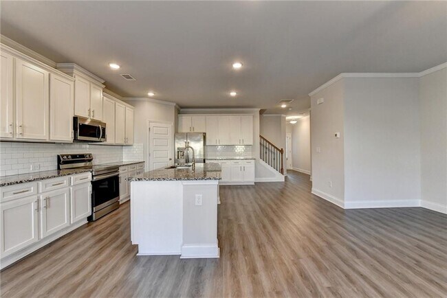 Building Photo - 3855 Brookburn Pk