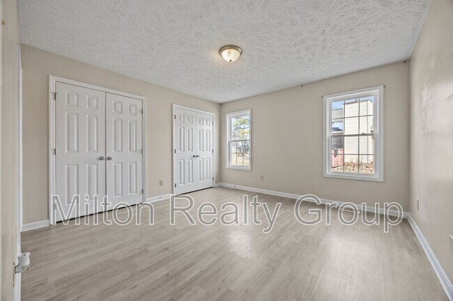 Building Photo - 1421 Matilda Ct