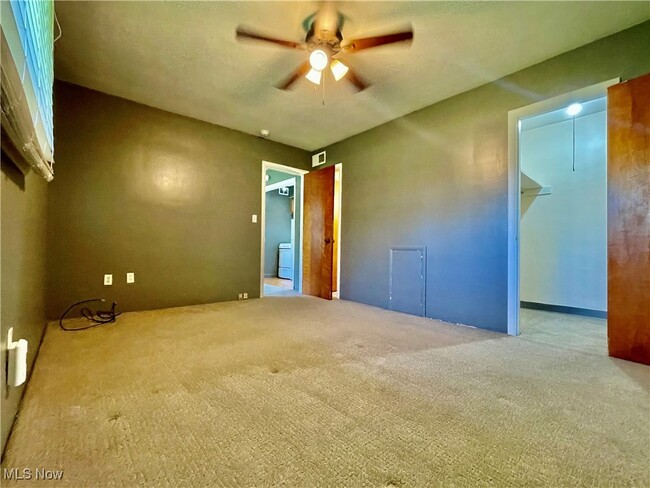 Building Photo - 1379 Barlow Rd