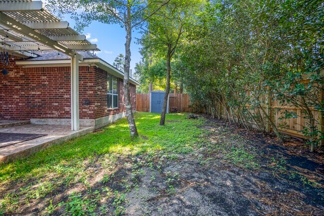 Building Photo - 15 Heron Hollow Ct
