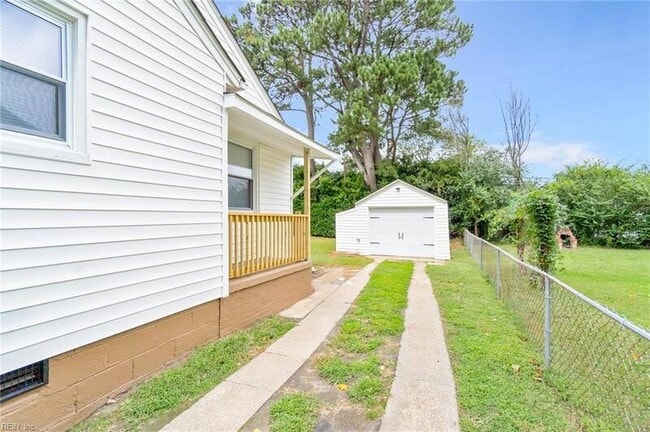 Building Photo - 218 Beechwood Ave
