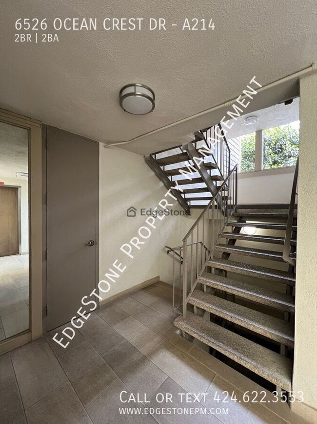 Building Photo - 6526 Ocean Crest Dr