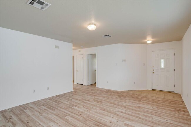 Building Photo - 3514 Banda Ln