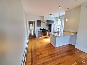 Building Photo - Fantastic 3 Bed 1 Bath, 1 Off Street Parki...