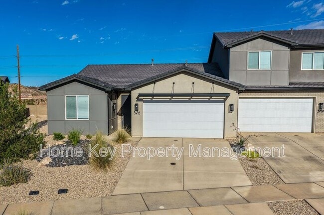 Building Photo - 3915 Razor Dr