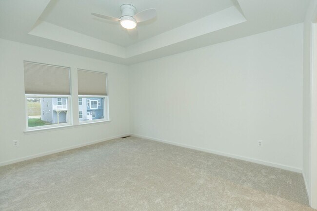 Building Photo - 3 Bed/3.5 Bath NEW Townhome in Charles Town, WV