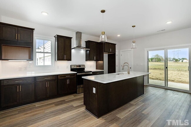 Building Photo - Single Family Home