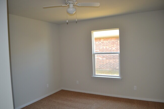 Building Photo - House for Lease in Sherman