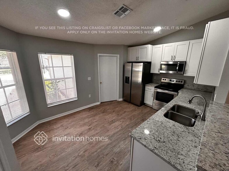 Building Photo - 7506 Briarbay Loop