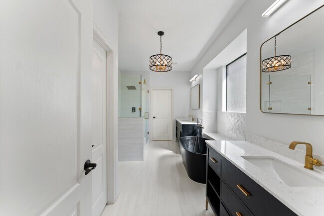 Building Photo - 8422 Misty Mountain Trail Ln