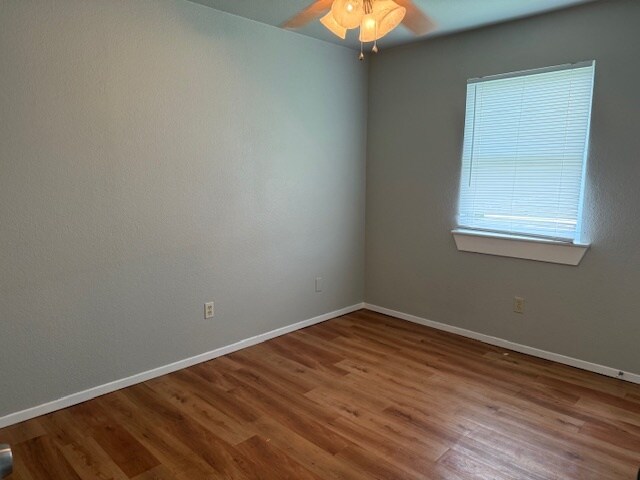 Master Bedroom - 4808 Wellesley Ave