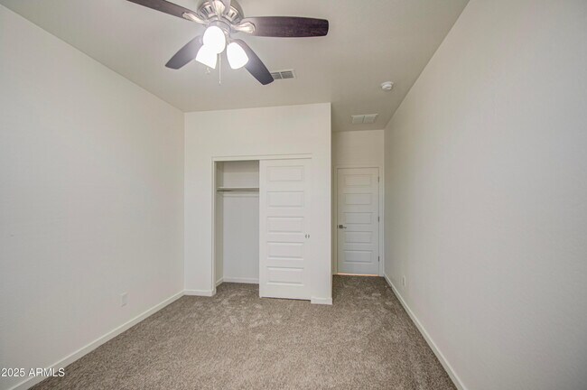 Building Photo - 36217 N Urika Dr