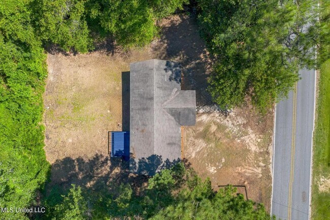 Building Photo - 2432 Monroe Rd