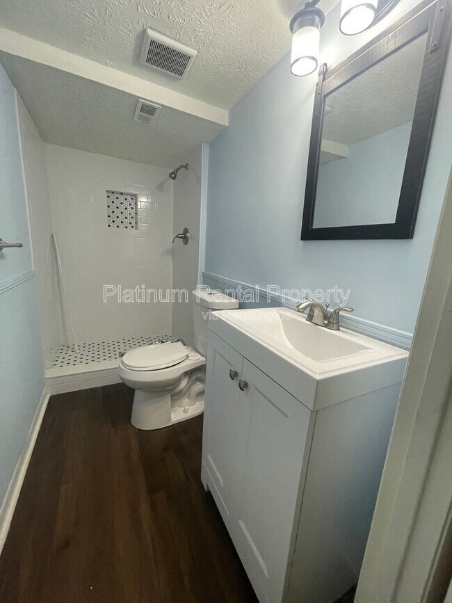Building Photo - 2564 Timberly Dr SE