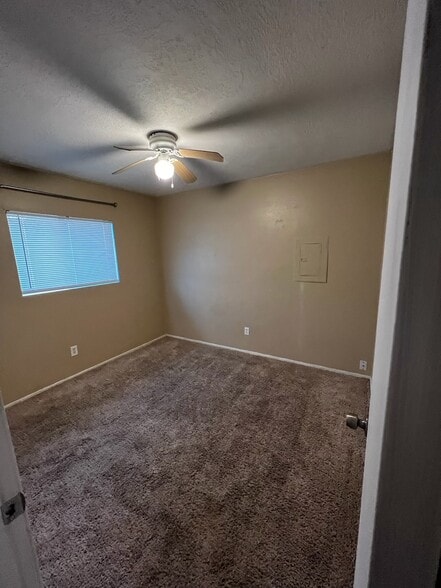 Building Photo - 337 Gorman Ave