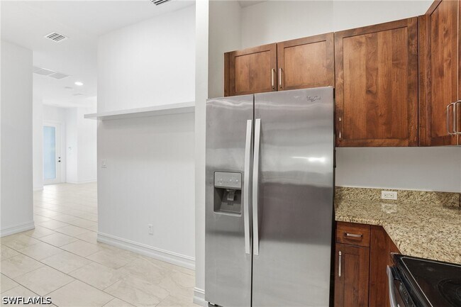 Building Photo - 1311 Jaybird Way