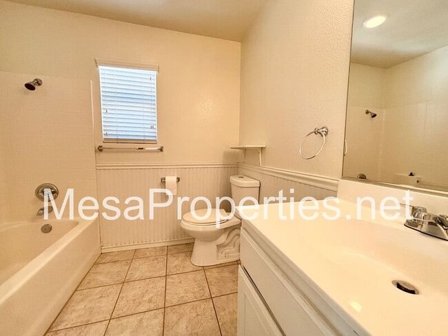 Building Photo - 11433 Mountain View Dr
