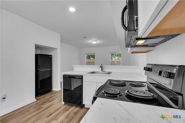 Building Photo - 350 Debus Dr