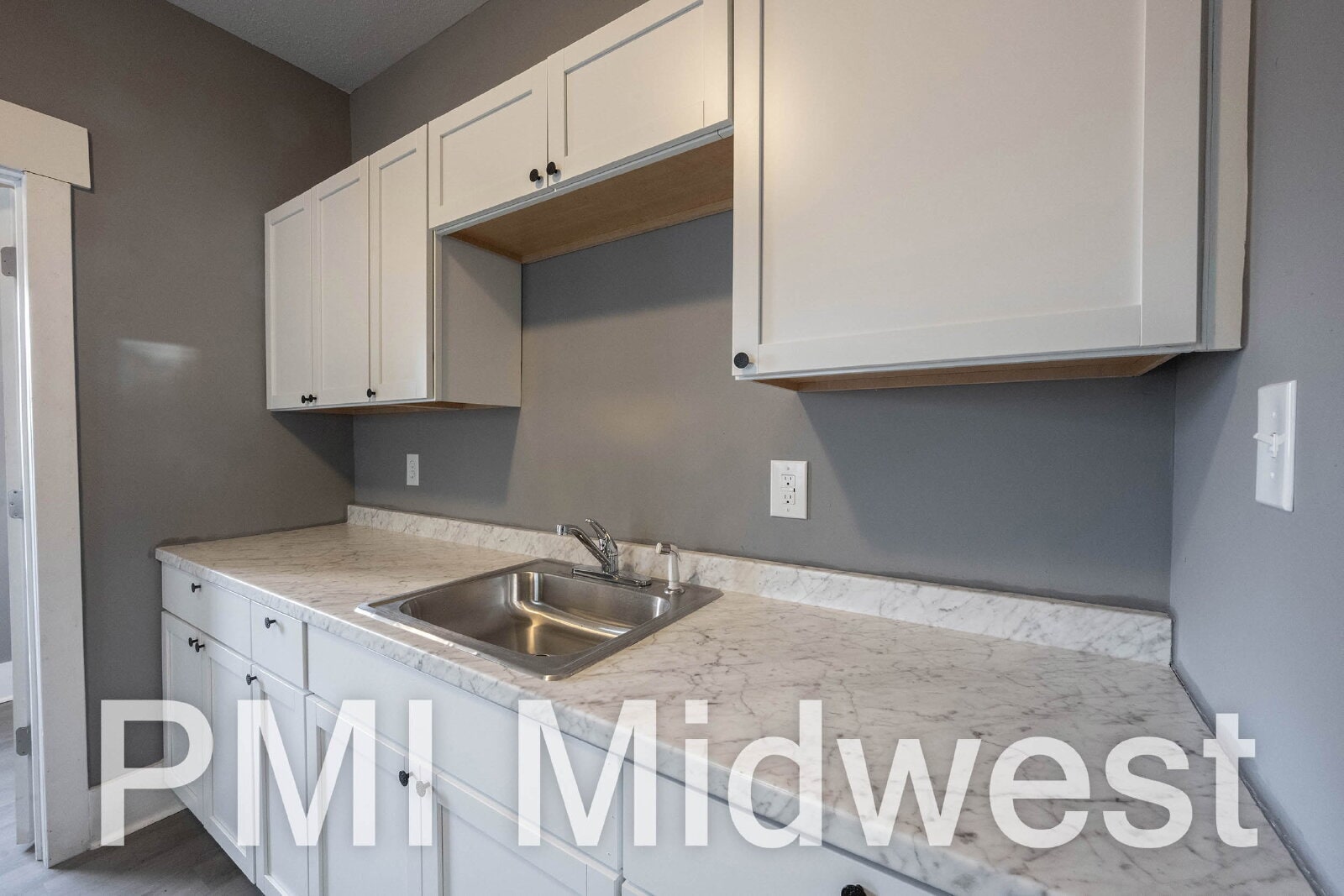 Building Photo - 22 N Euclid Ave