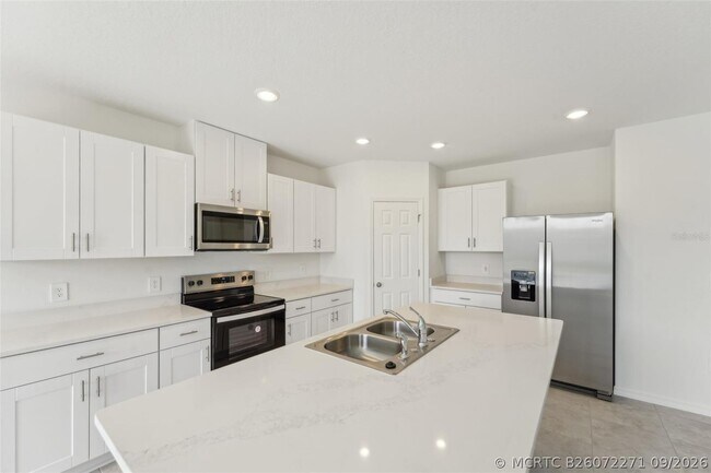 Building Photo - 3824 Giorgio Dr