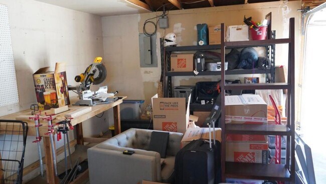 Building Photo - Single Family Home close to Sloan's Lake