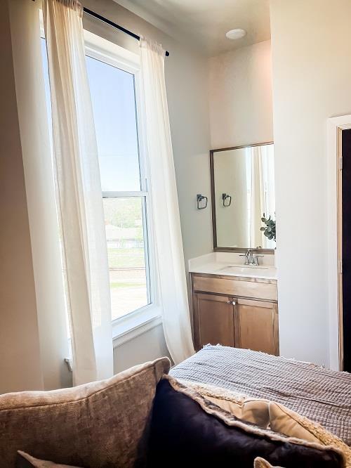 Building Photo - 222 McCullough St