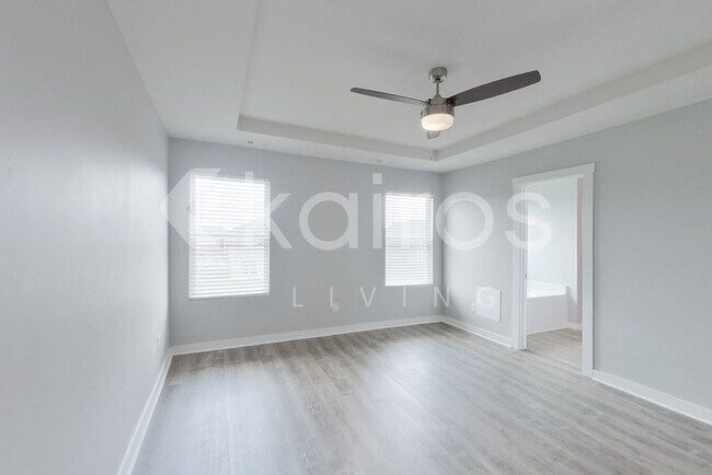 Building Photo - 6405 Upchurch Dr