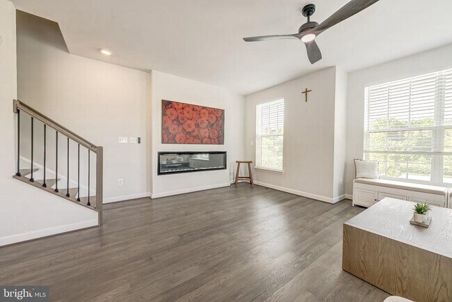 Building Photo - 12544 Ovation Dr