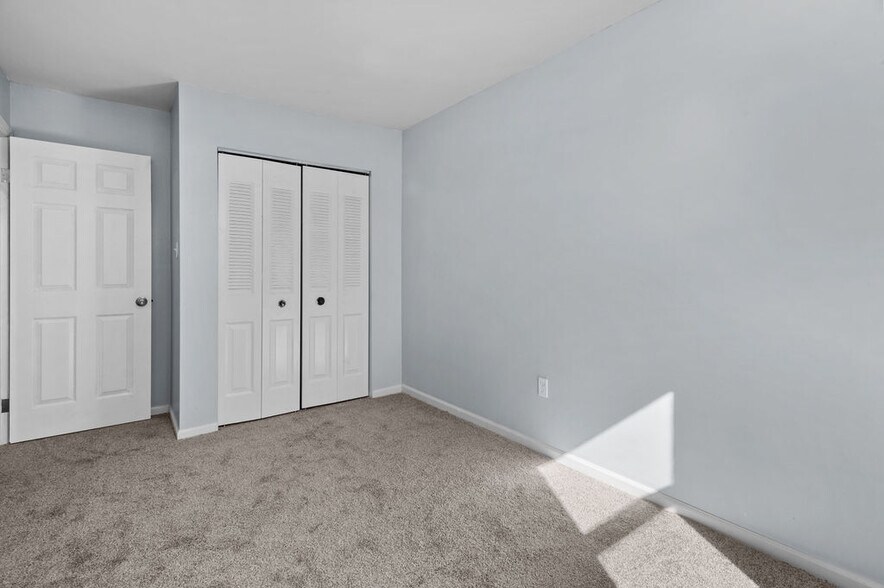 Building Photo - 3303 Walnut Ridge Est