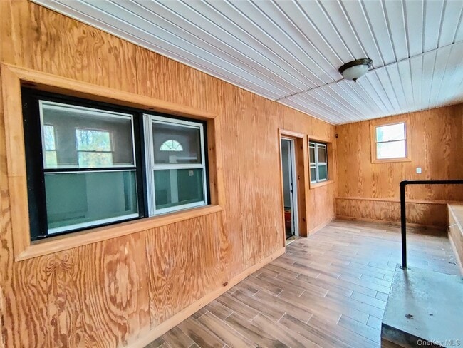Building Photo - 102 Old Hopewell Rd