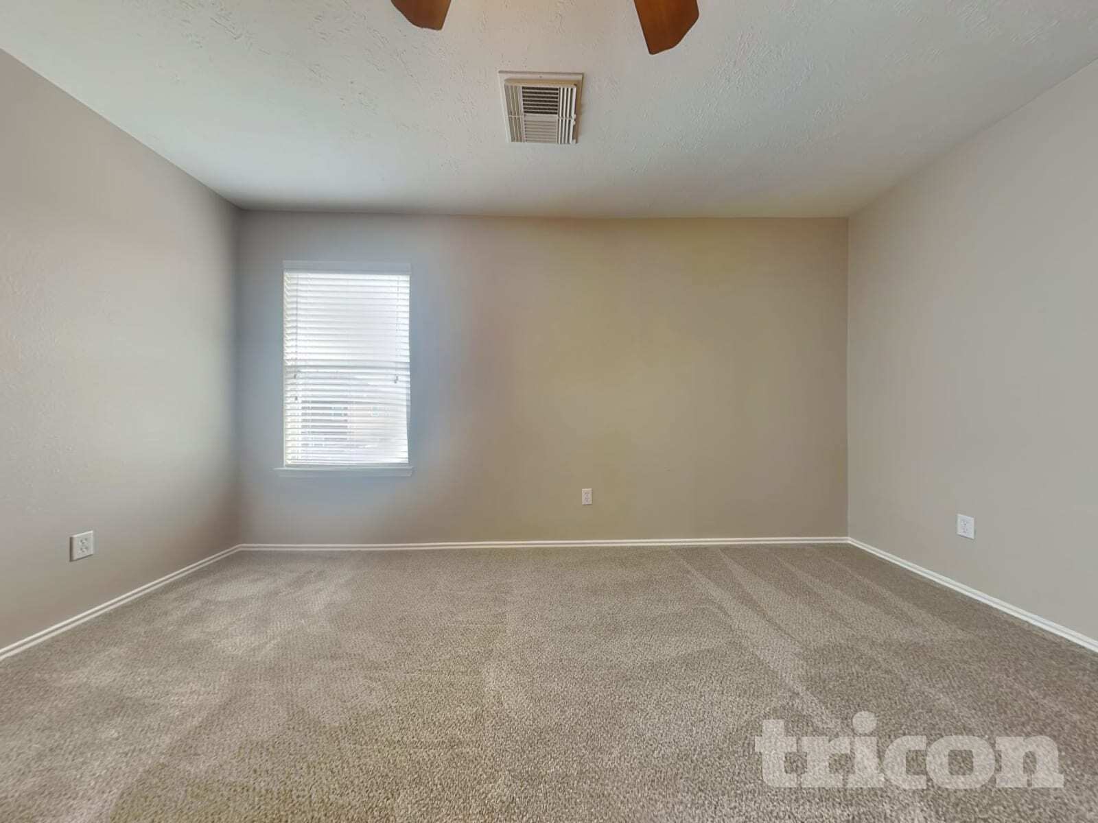 Building Photo - 16783 Fallen Timbers Dr