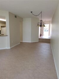 Building Photo - 3002 Deer Creek Country Club Blvd