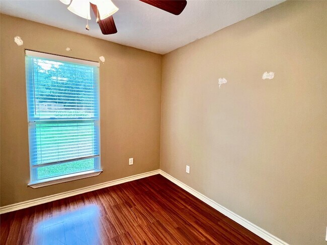 Building Photo - 7017 Caldwell St