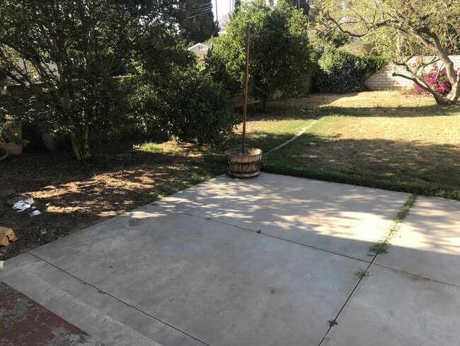 Building Photo - WOOD STREET BEAUTY!!!