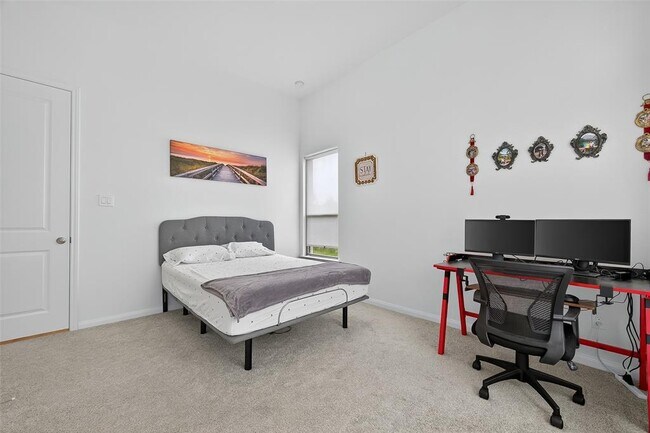 Building Photo - 21206 Rabbitbrush Ct