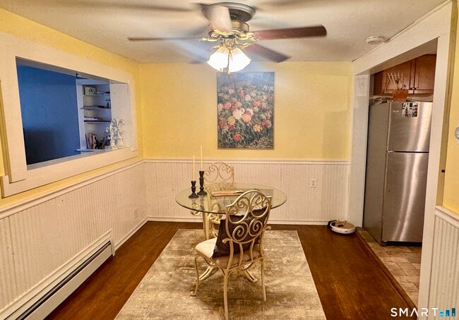 Building Photo - 110 Lake Rd