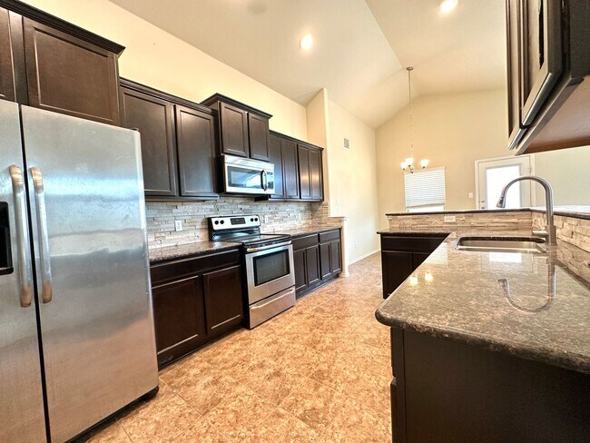 Building Photo - 325 Ammonite Ln