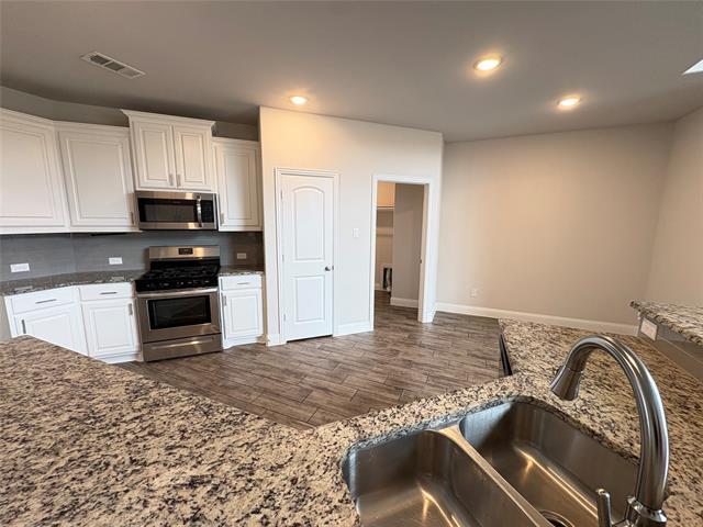 Building Photo - 2823 Diamondback Dr