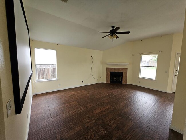 Building Photo - 110 Lakemont Dr