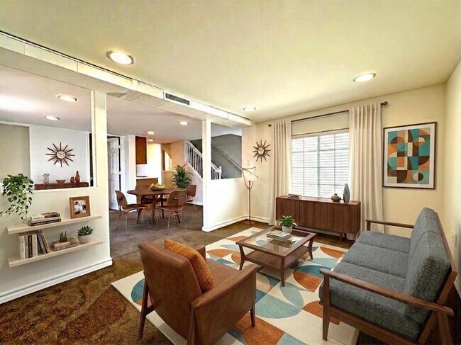 Building Photo - 3024 E 12th St