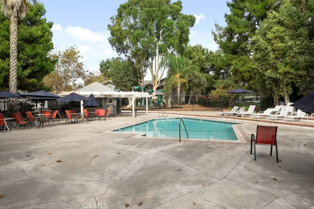 Building Photo - 32221 Alipaz St