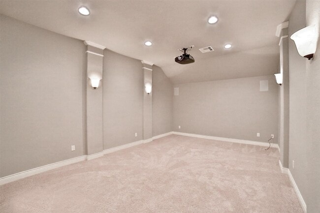 Building Photo - 2403 Haven Hill Dr