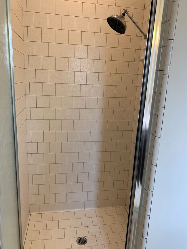 Building Photo - Charming condo coming soon!