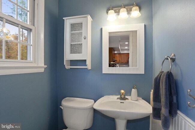 Building Photo - 4848 Red Fox Dr