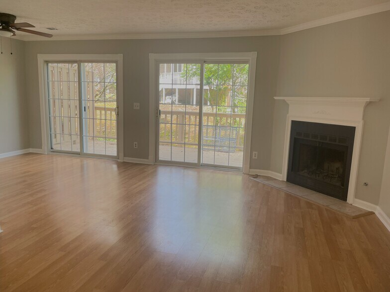 Building Photo - 388 Oak Harbor Trl