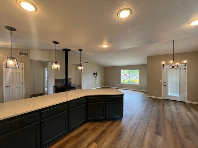 Building Photo - Country Living, in San Luis Obispo's Hidden Treasure - Santa Margarita