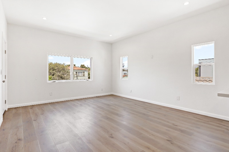 Building Photo - 5232 W 20th St