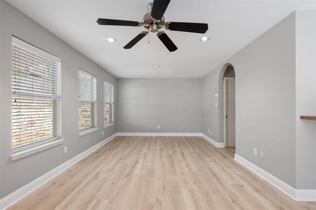 Building Photo - 4305 Shoal Creek Blvd