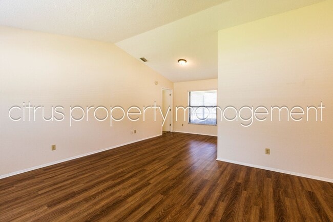 Building Photo - 3/2 Home in Alafaya Woods
